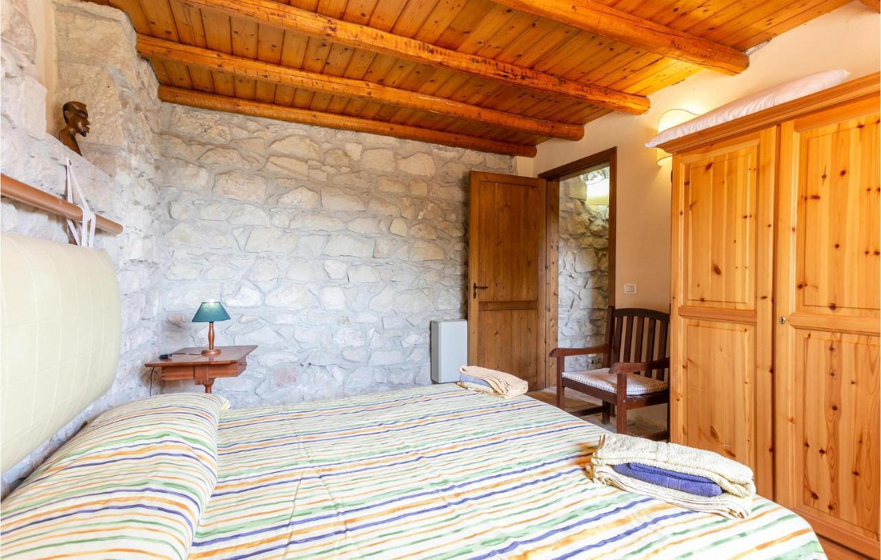 Cozy Home In Ragusa With Kitchen Camemi Exterior photo