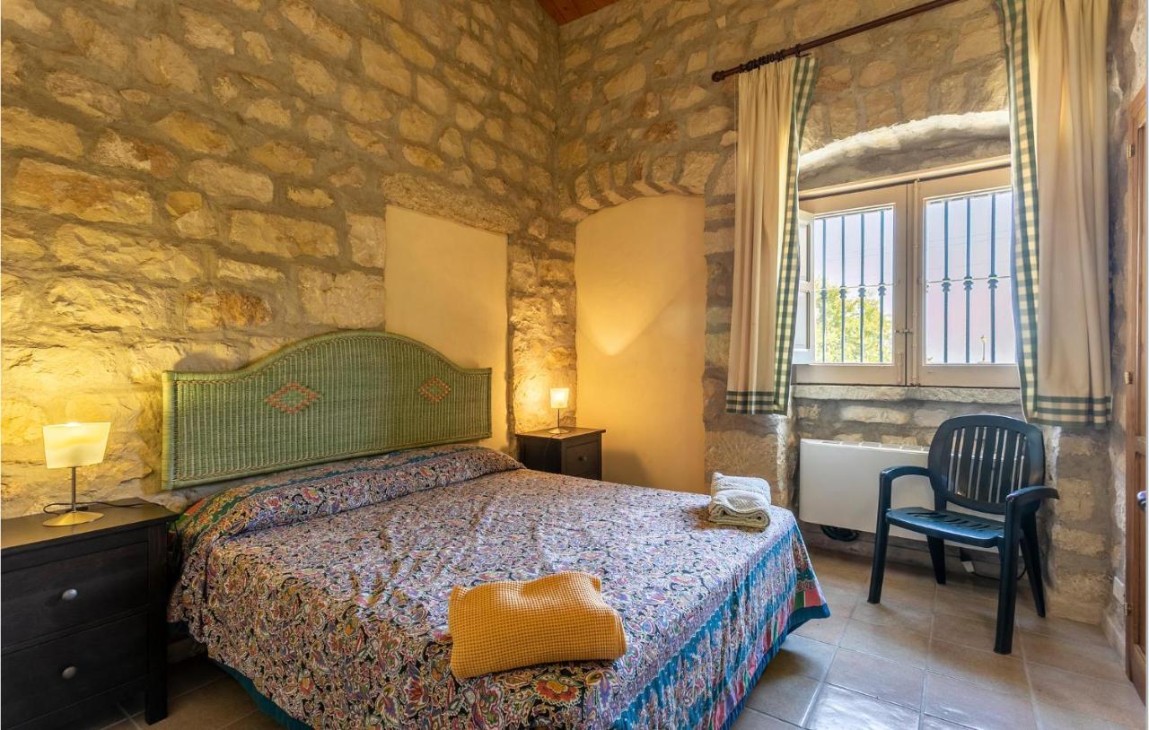 Cozy Home In Ragusa With Kitchen Camemi Exterior photo